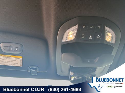New 2026 Chrysler Pacifica Select FWD image 26