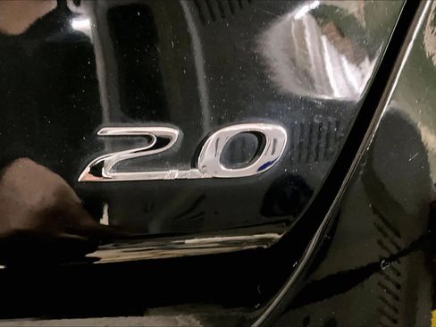 Used 2019 Hyundai Veloster 2.0 image 9