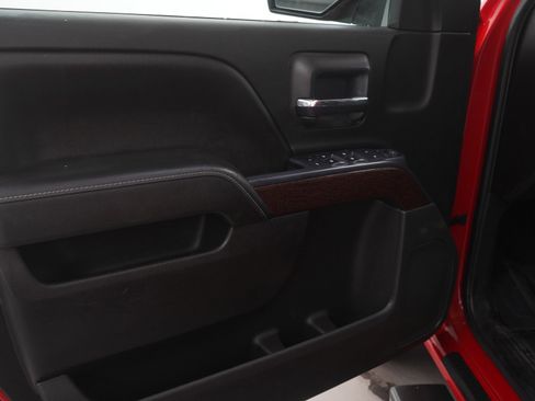 Used 2015 GMC Sierra 1500 SLE w/ SLE Value Package AWD/4WD image 23