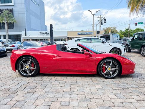 Used 2015 Ferrari 458 Spider RWD image 13