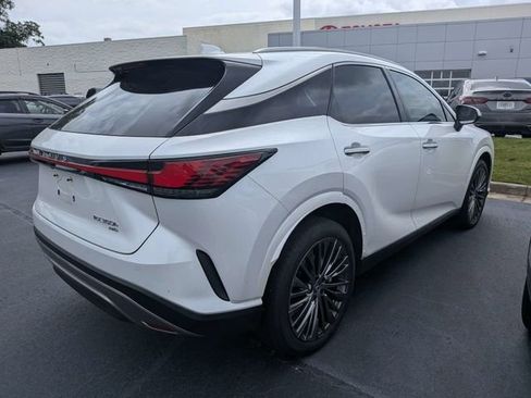 Used 2024 Lexus RX 350 w/ Convenience Package AWD/4WD image 3