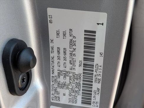 Used 2023 Toyota Tundra Platinum AWD/4WD image 18