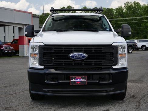 Used 2023 Ford F350 XL w/ 360-Degree Camera Package AWD/4WD image 5