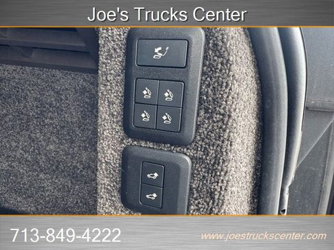 Used 2019 Land Rover Range Rover Long Wheelbase Autobiography image 44