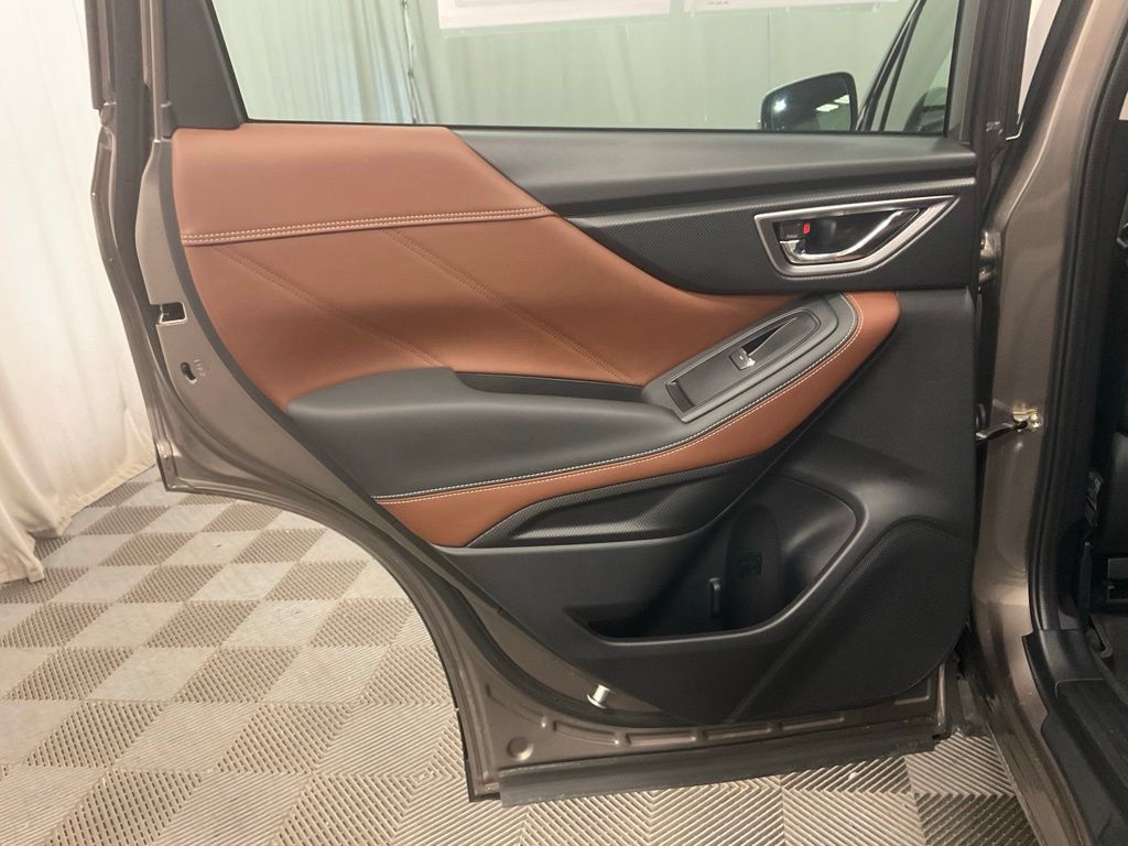Used 2023 Subaru Forester Touring AWD/4WD image 34