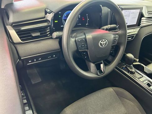 Certified 2025 Toyota Camry LE FWD image 13