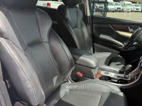 Used 2021 Subaru Ascent Touring w/ Popular Package #2A image 41