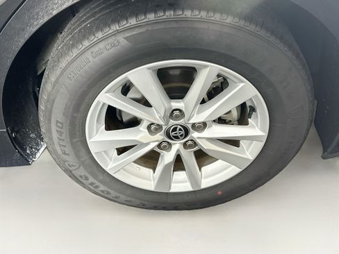 Used 2025 Toyota Camry LE FWD image 11