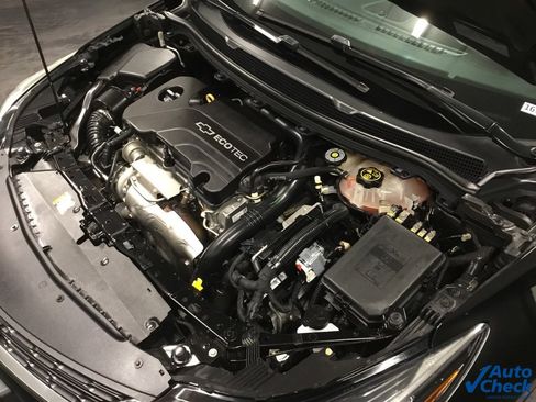 Used 2017 Chevrolet Cruze LT image 43