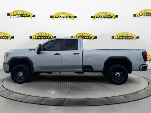 Used 2022 GMC Sierra 2500 Pro w/ Convenience Package image 2