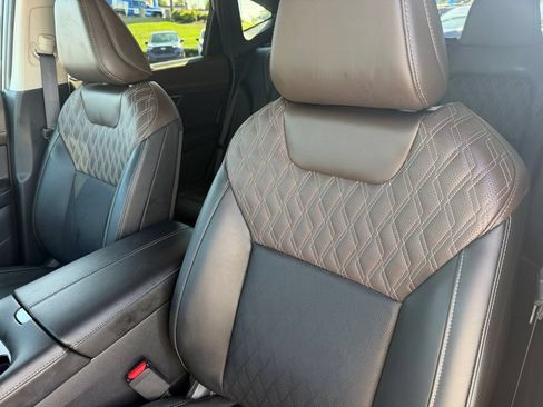 Used 2025 Nissan Murano Platinum w/ Cargo Package AWD/4WD image 13