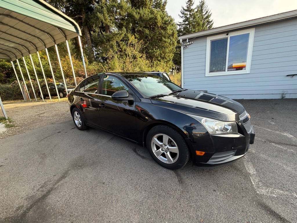 Used 2012 Chevrolet Cruze LT FWD image 12