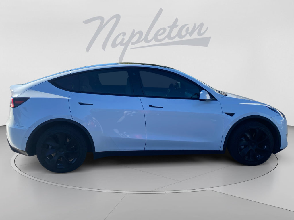 Used 2021 Tesla Model Y Long Range AWD/4WD image 7