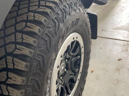 Used 2023 Ford Bronco Badlands w/ Sasquatch Package AWD/4WD image 5