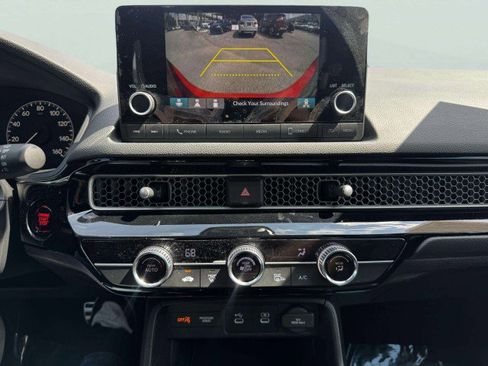 Used 2025 Honda Civic Sport image 37