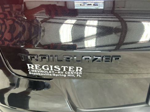 Used 2023 Chevrolet TrailBlazer RS w/ Convenience Package image 17