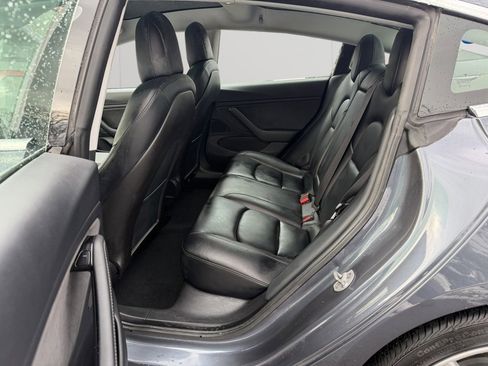 Used 2020 Tesla Model 3 Long Range image 21
