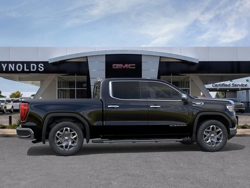 New 2026 GMC Sierra 1500 SLT image 5