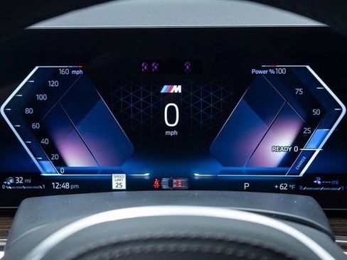 New 2026 BMW X5 xDrive50e image 2