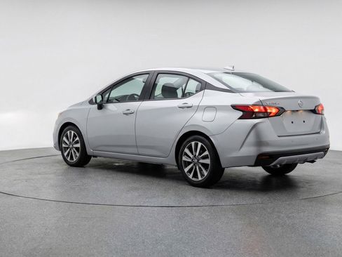Used 2025 Nissan Versa SV FWD image 6