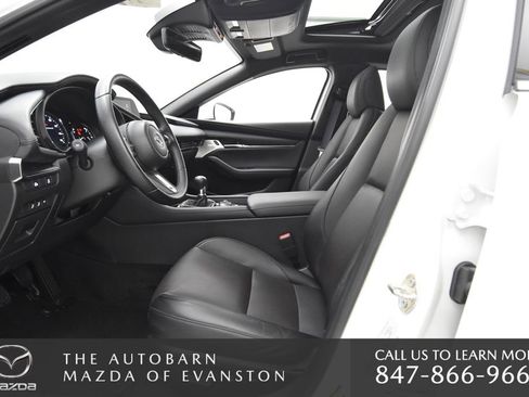 Certified 2025 MAZDA MAZDA3 2.5 S Hatchback w/ Premium Pkg image 26