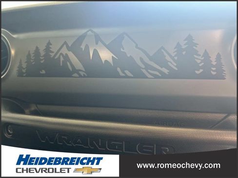 Used 2021 Jeep Wrangler Sport AWD/4WD image 37