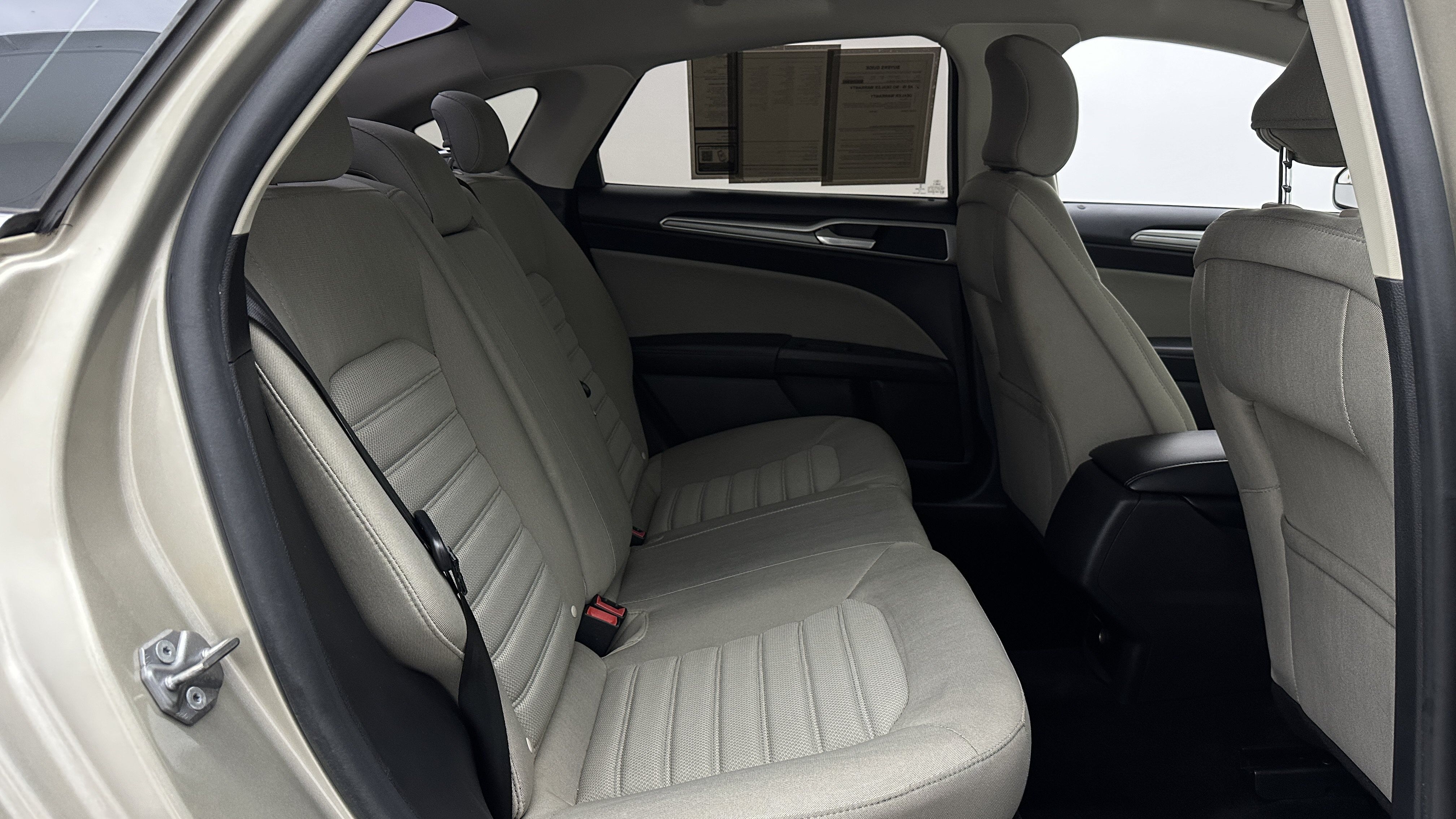 Used 2018 Ford Fusion S FWD image 29