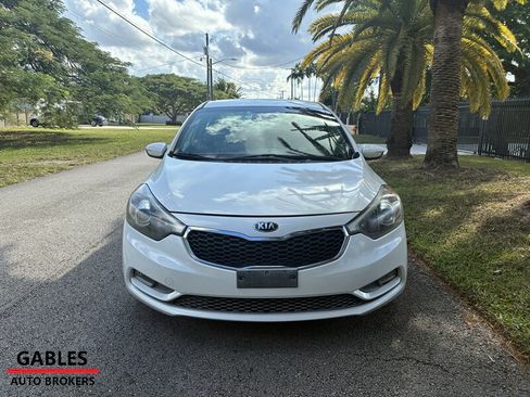Used 2015 Kia Forte EX image 3