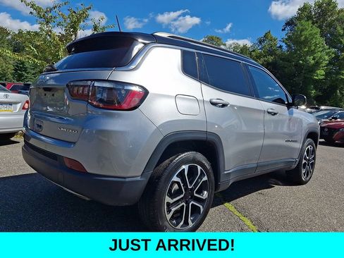 Used 2023 Jeep Compass Limited w/ Sun and Sound Group AWD/4WD image 6
