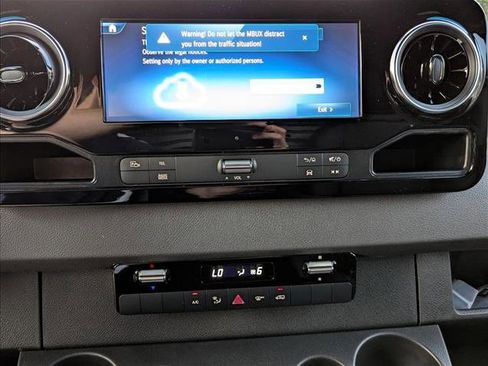 New 2025 Mercedes-Benz Sprinter 3500 image 12