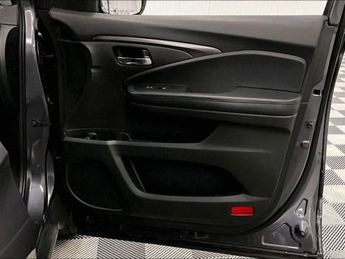 Used 2022 Honda Pilot Special Edition image 19