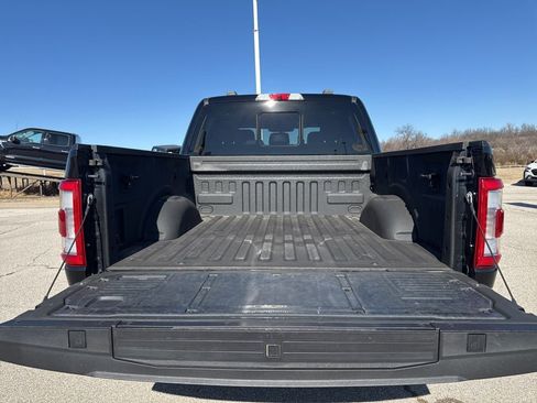 Used 2022 Ford F150 Lariat image 14