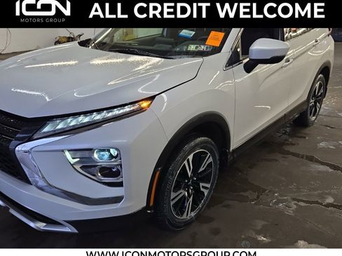 Used 2023 Mitsubishi Eclipse Cross SE image 1