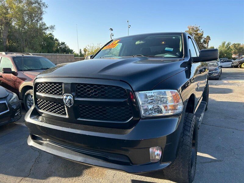 Used 2018 RAM 1500 Express RWD image 33