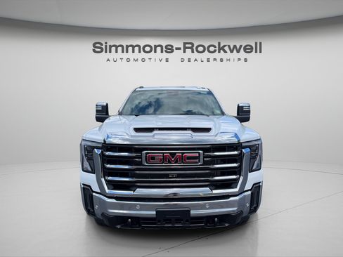 New 2026 GMC Sierra 2500 SLT w/ SLT Premium Package AWD/4WD image 8