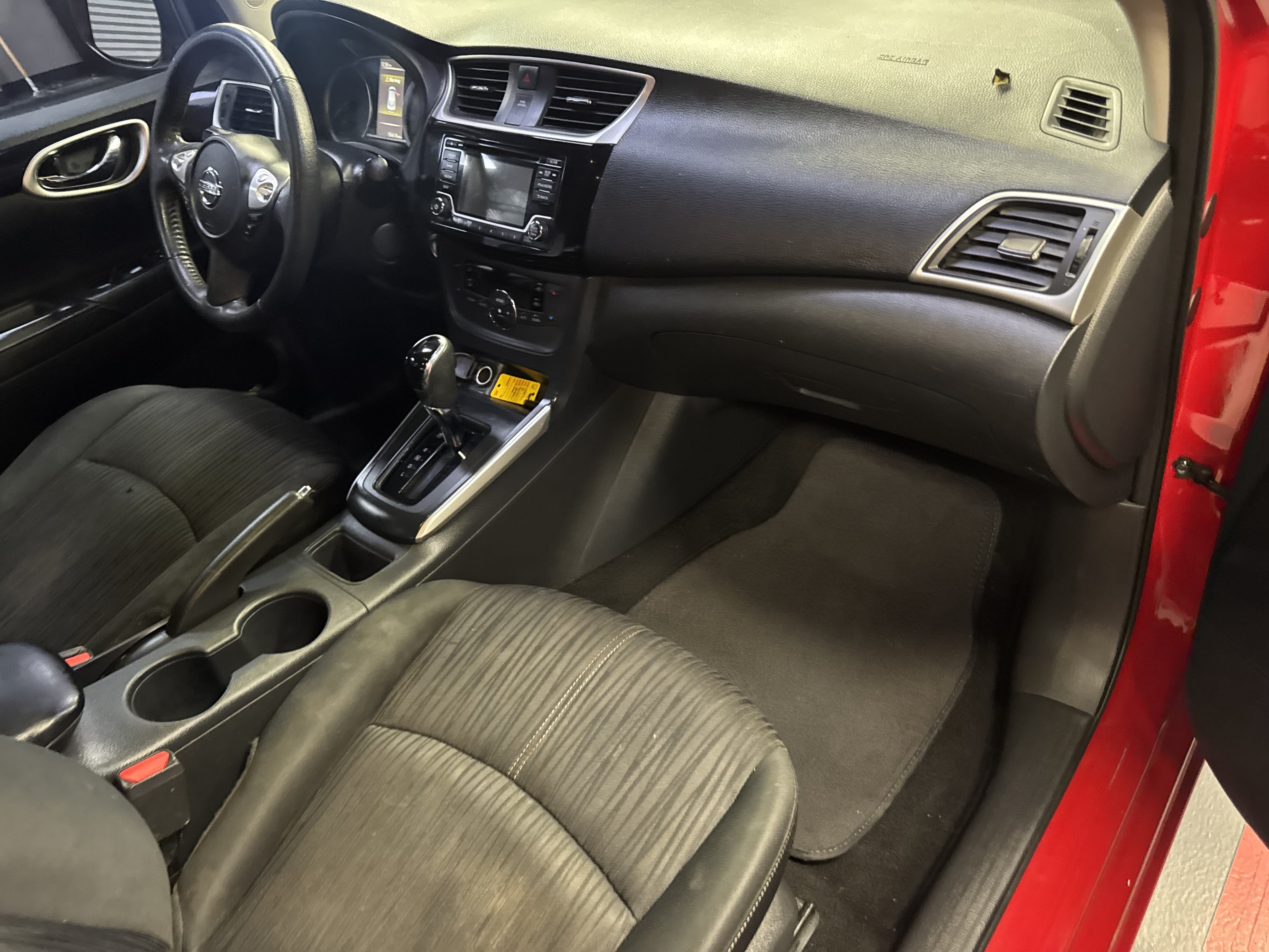 Used 2018 Nissan Sentra SV FWD image 13