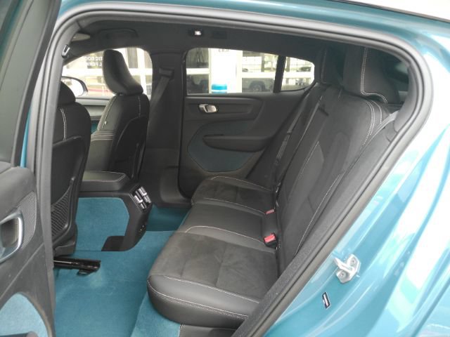Used 2022 Volvo C40 P8 Recharge Ultimate AWD/4WD image 20