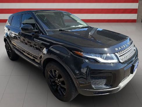 Used 2018 Land Rover Range Rover Evoque image 4