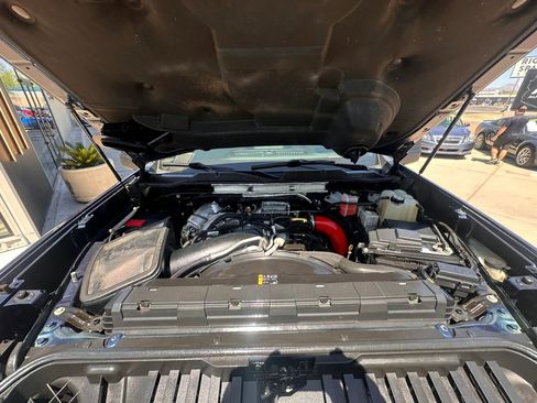 Used 2020 Chevrolet Silverado 2500 High Country AWD/4WD image 17