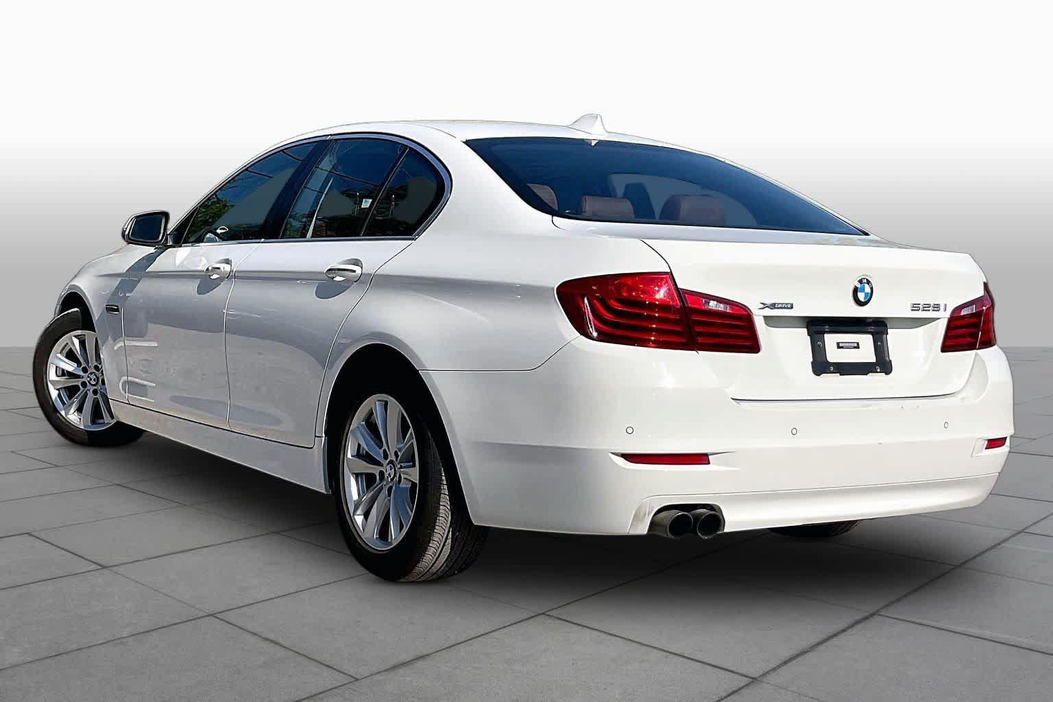 Used 2015 BMW 528i xDrive Sedan AWD/4WD image 10