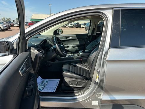 Used 2024 Ford Edge SEL AWD/4WD image 10