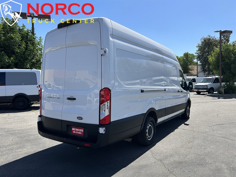 Used 2023 Ford Transit 250 148 High Roof Extended w/ Load Area Protection Package RWD image 8