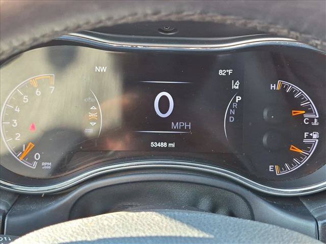 Used 2018 Jeep Grand Cherokee Limited AWD/4WD image 9