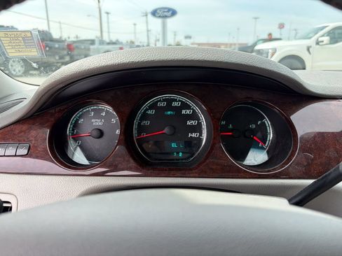 Used 2011 Buick Lucerne CXL FWD image 20