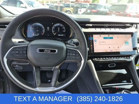 New 2026 Jeep Grand Cherokee Altitude image 21