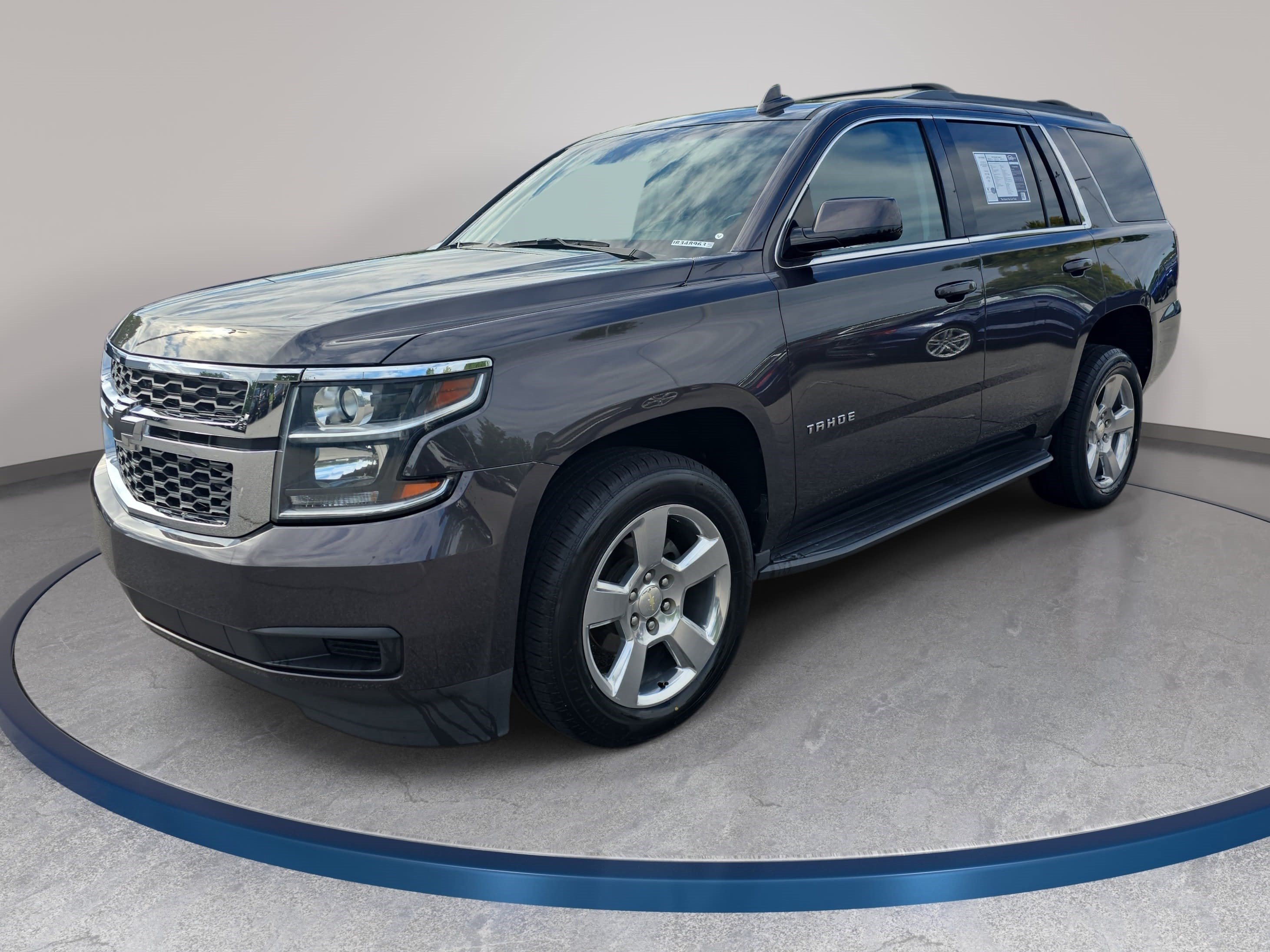 Used 2018 Chevrolet Tahoe LS w/ Enhanced Driver Alert Package RWD image 1
