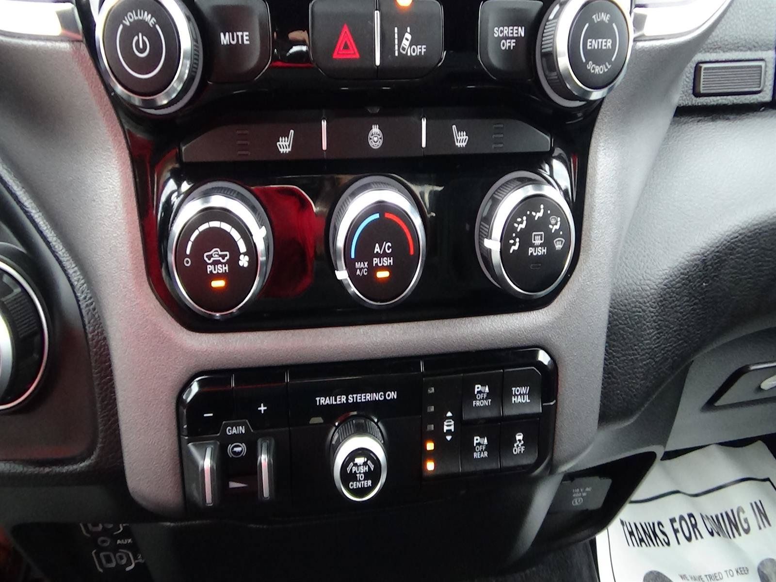 Used 2025 RAM 1500 Big Horn AWD/4WD image 28