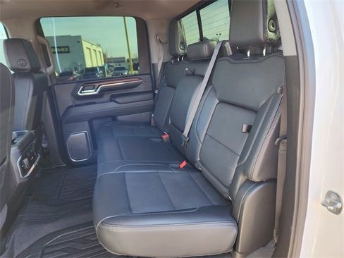 Used 2024 GMC Sierra 2500 Denali w/ Denali Reserve Package image 21