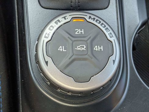 Certified 2024 Ford Bronco Outer Banks AWD/4WD image 27