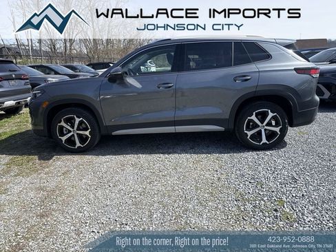 New 2026 Volkswagen Tiguan SE AWD/4WD image 3